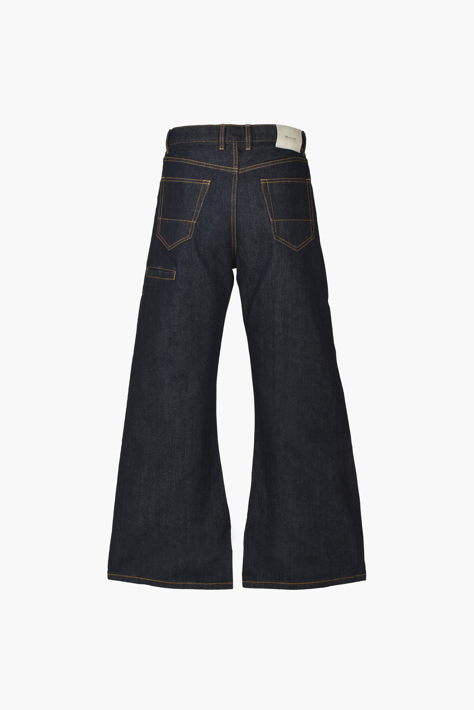 SAUNTER CUT RAW JEANS