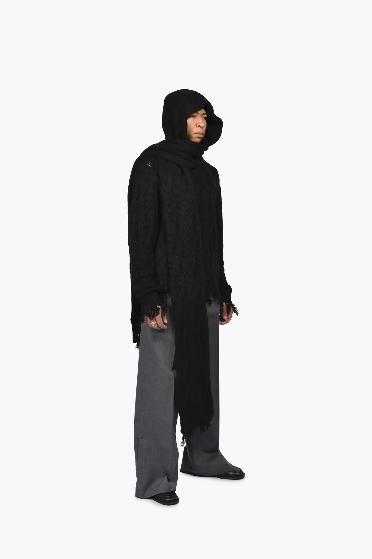 HOODED SCARF